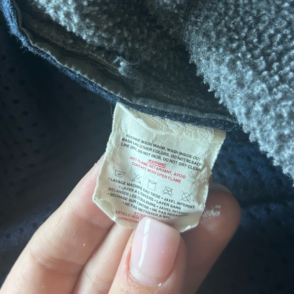 Patagonia charcoal gray full zip fleece - Picture 4 of 4